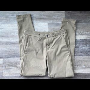 Men’s Lululemon Commission Pants - Khaki - 33L x 33W